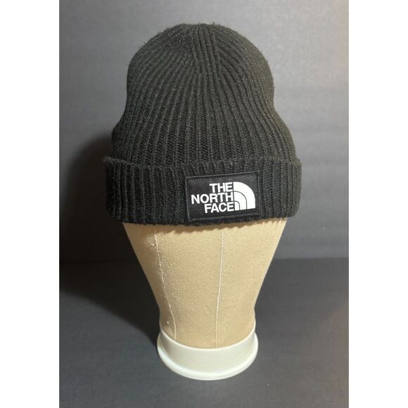 The North Face Black Knit Beanie Cuffed Logo Patch Winter Hat One Size Unisex - Picture 1 of 4